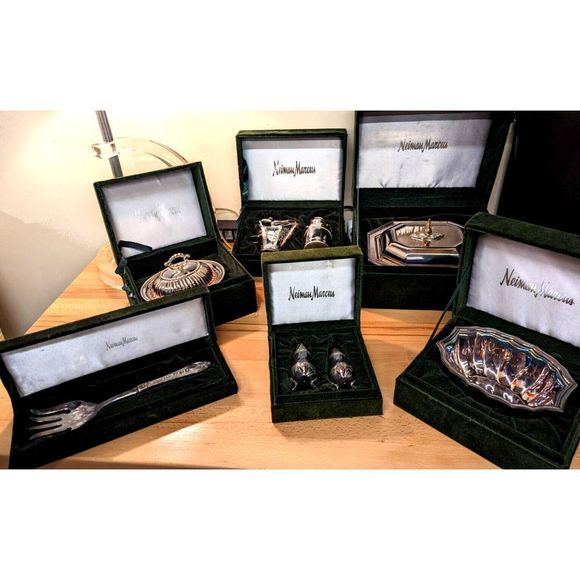 Vintage 7 pc Neiman Marcus Silver-Plated Serving Set in Green Velvet Box - Picture 1 of 16